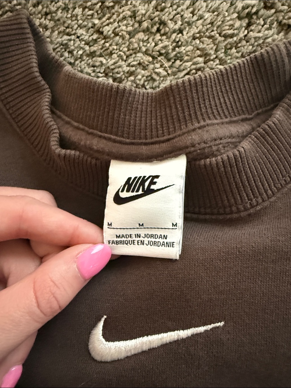 Nike Men’s Dark Brown Crewneck Sweatshirt with White Swoosh - Picture 2 of 2